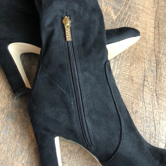 Ivanka Trump Tall Black Boots - Picture 6 of 8